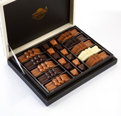 Mazlum Dörtgen Çikolata Büyük Kutu